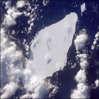 20120601-glacier giant Iceberg_A22A_South_Atlantic_Ocean.jpg